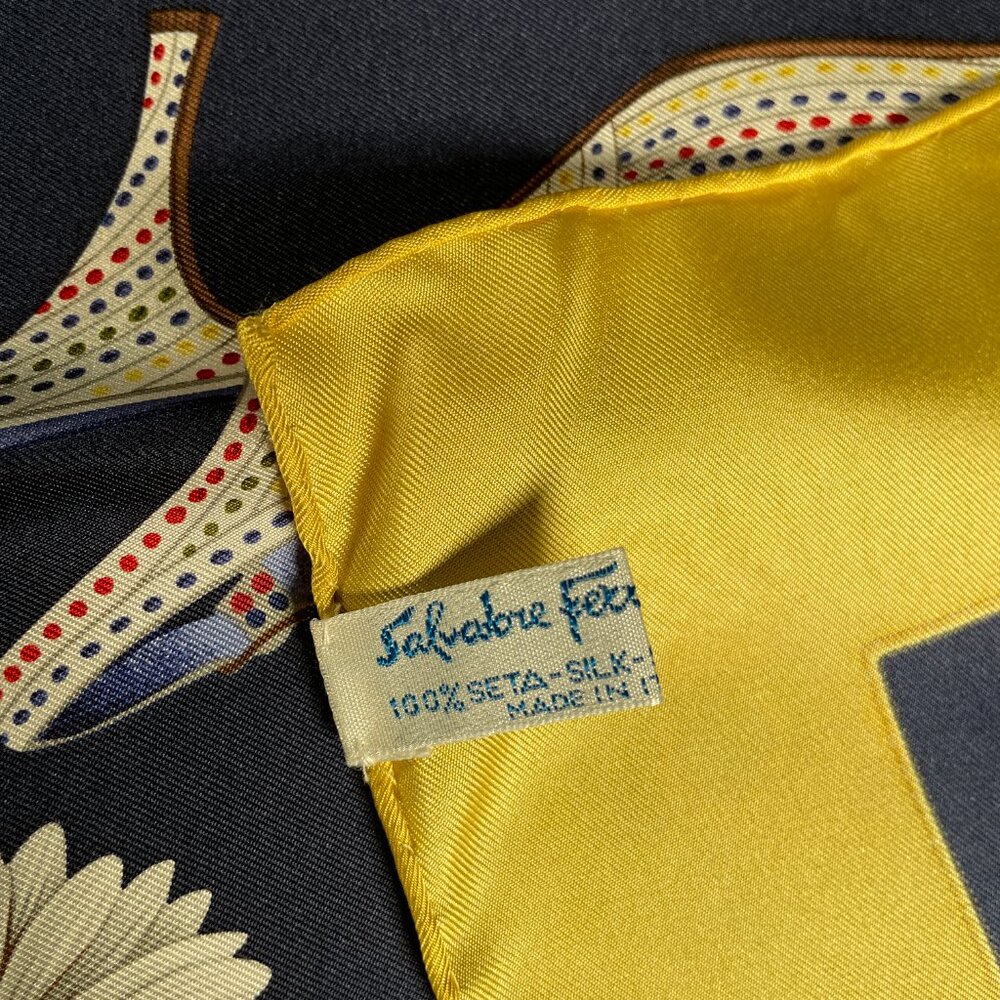 Salvatore Ferragamo Silk "Calzature" Scarf Shoe Motif - Picture 5 of 15
